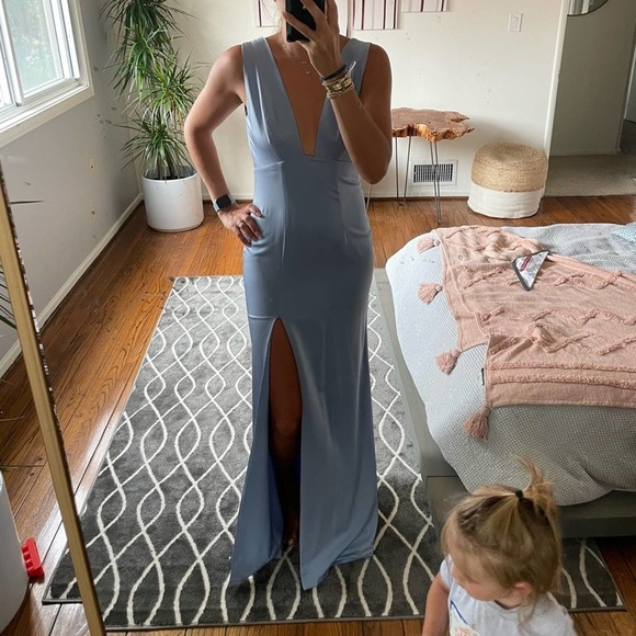 NBD Zeb Gown In baby blue XS - Picture 4 of 11